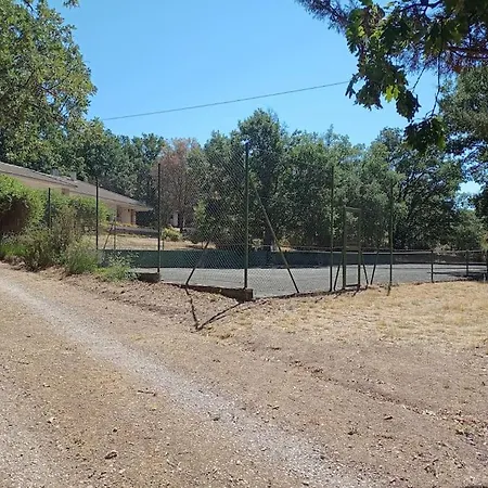 Hébergement de vacances . Casa Con Enorme Jardin Y Tenis. *